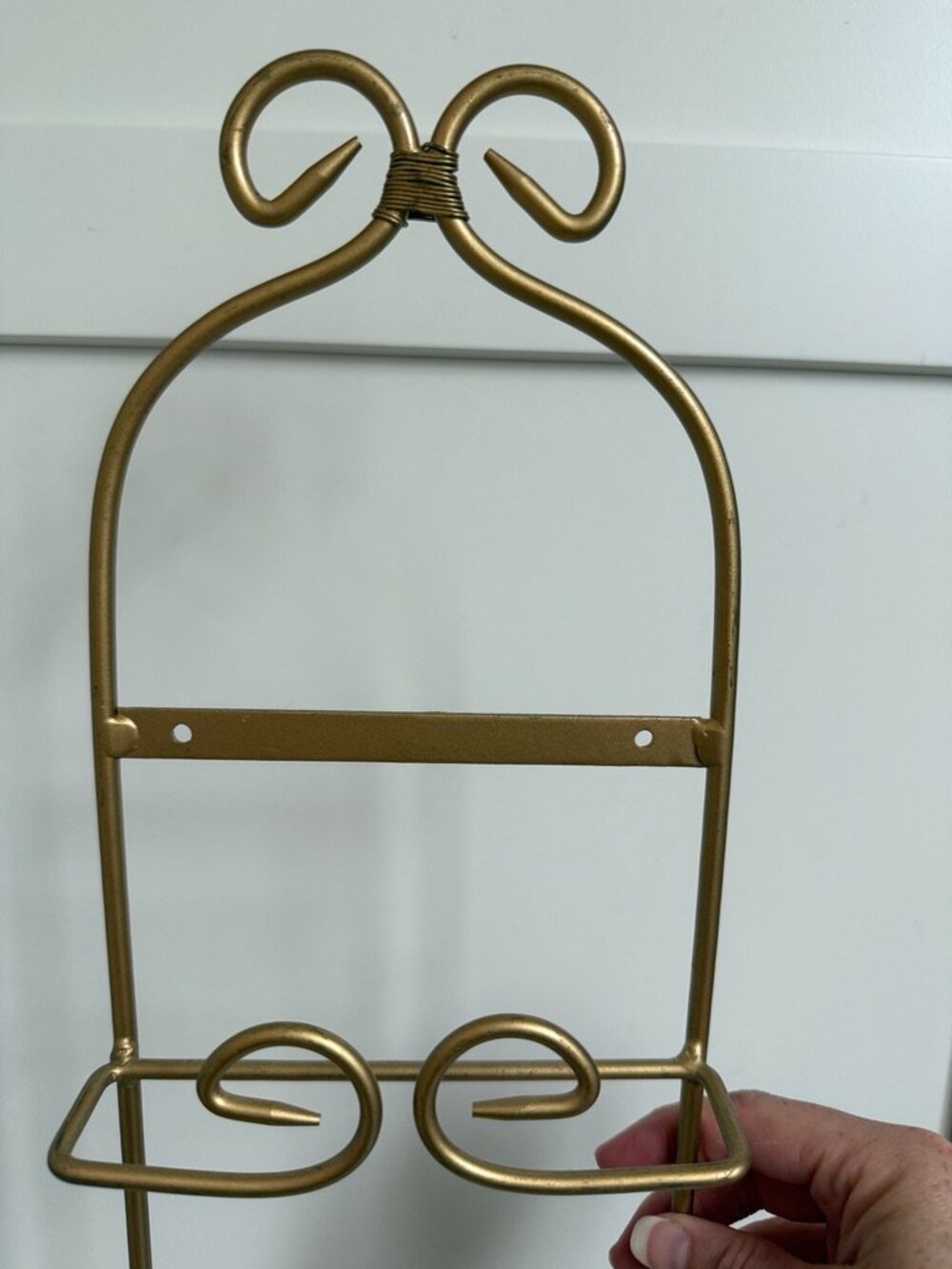 Vintage 1999 CBK Ltd Gold Metal 3-Tier Plate Display Racks (Set of 2) - Picture 4 of 6